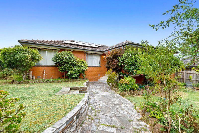 43 Hedge End Road, Mitcham VIC 3132