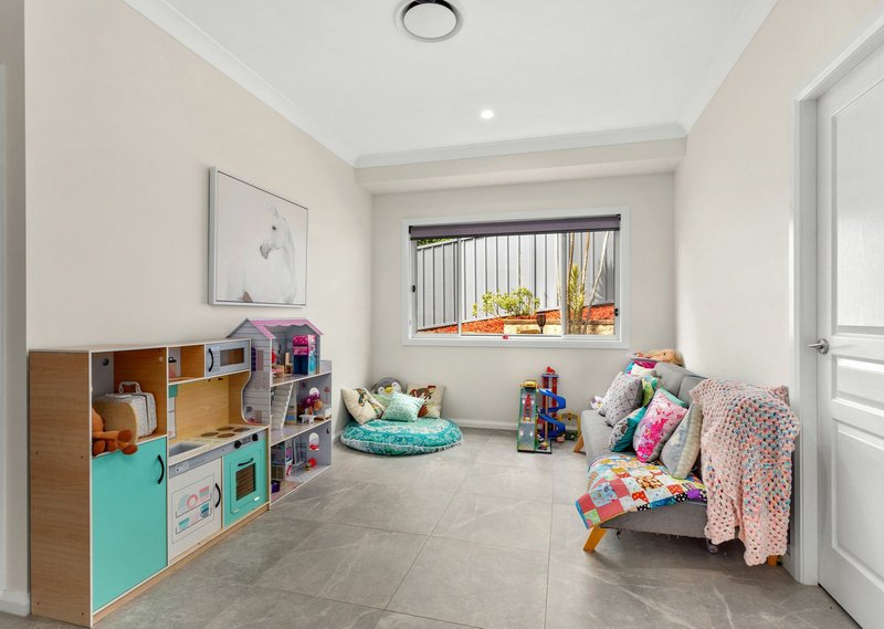 Photo - 43 Hilltop Parkway, Tallwoods Village NSW 2430 - Image 11