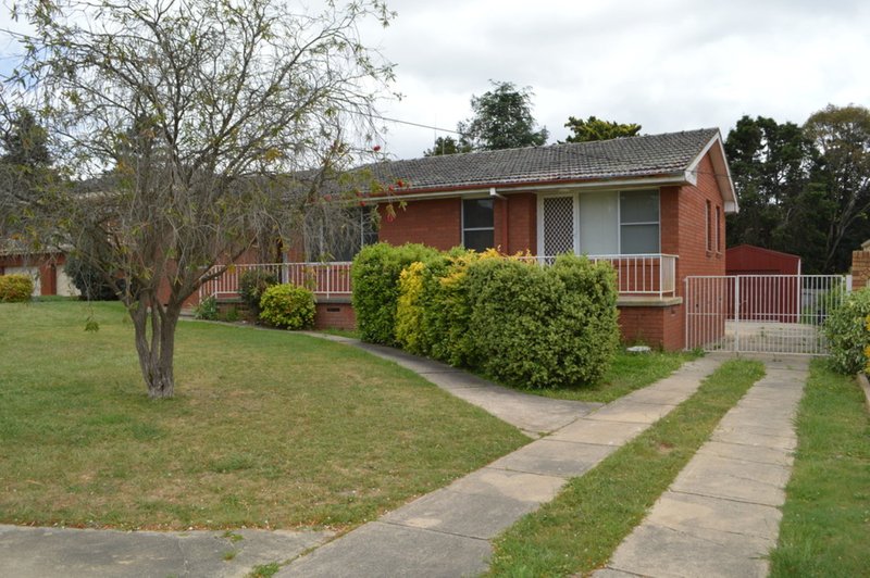 Photo - 43 Hoddle Avenue, Goulburn NSW 2580 - Image 1