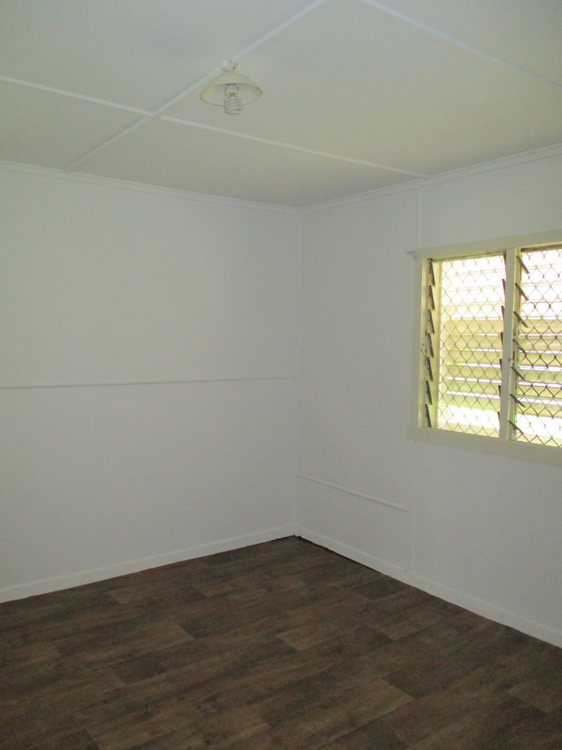 Photo - 43 Holborn Street, Deception Bay QLD 4508 - Image 10