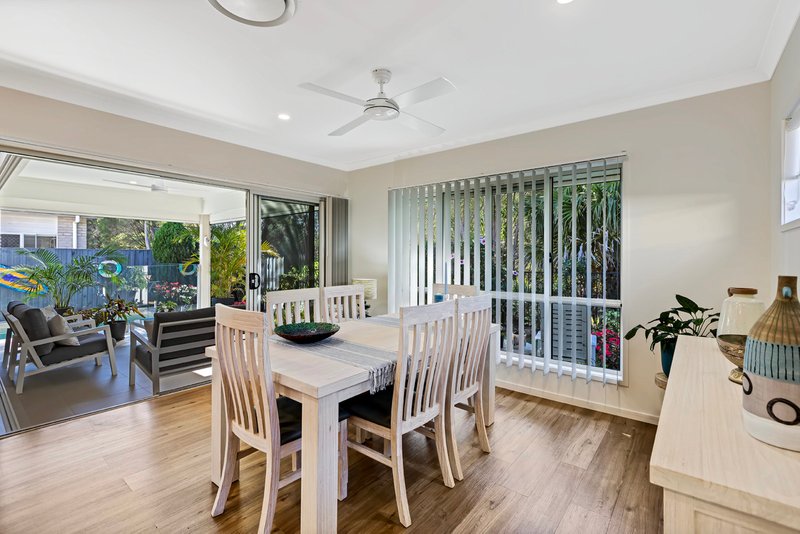 Photo - 43 Honeyeater Place, Bli Bli QLD 4560 - Image 6