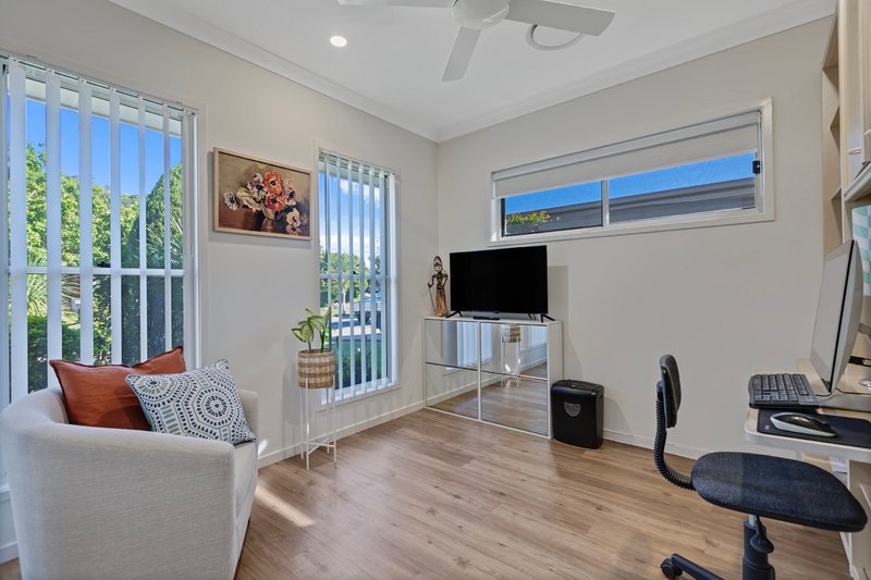 Photo - 43 Honeyeater Place, Bli Bli QLD 4560 - Image 17