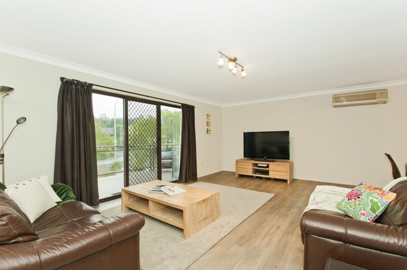 Photo - 43 Horsley Drive, Horsley NSW 2530 - Image 4