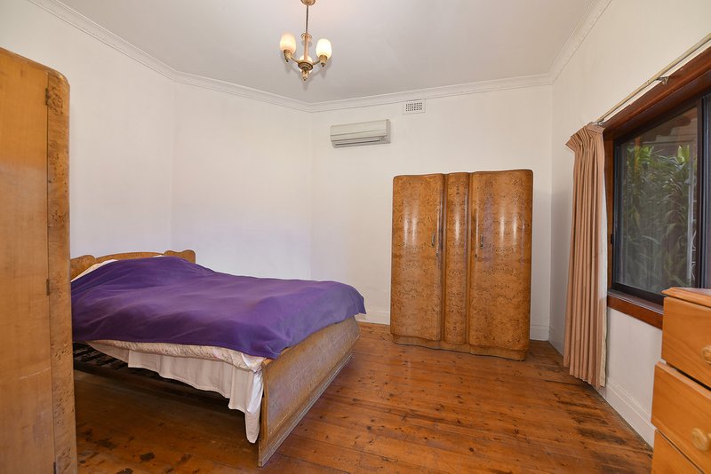 Photo - 43 Huntington Grove, Coburg VIC 3058 - Image 5