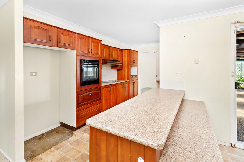 Photo - 43 Huxley Drive, Horsley NSW 2530 - Image 2