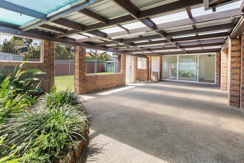 Photo - 43 Huxley Drive, Horsley NSW 2530 - Image 11