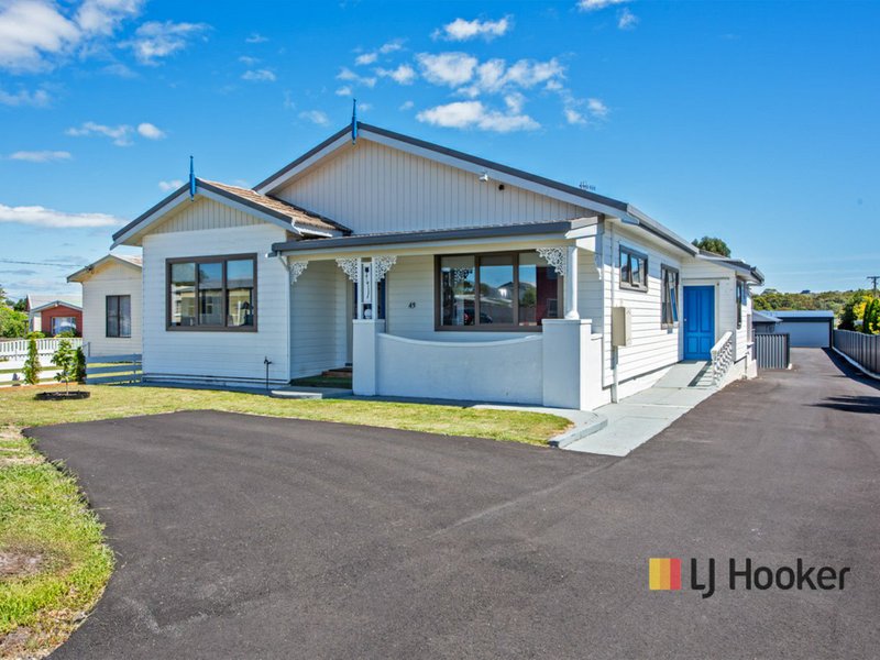 Photo - 43 Inglis Street, Wynyard TAS 7325 - Image 2