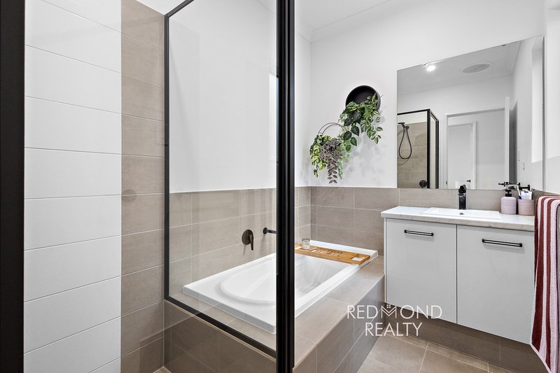 Photo - 43 Isabelline Terrace, Eglinton WA 6034 - Image 14