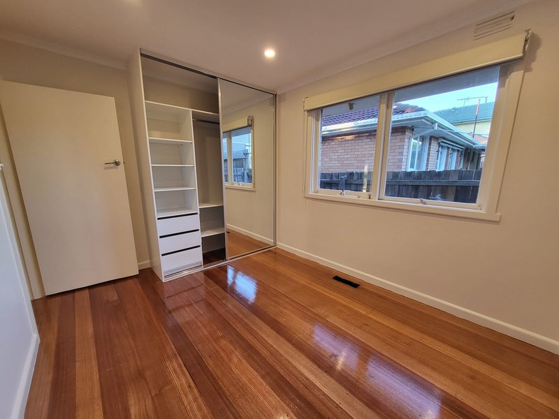 Photo - 43 Jackson Street, Forest Hill VIC 3131 - Image 5