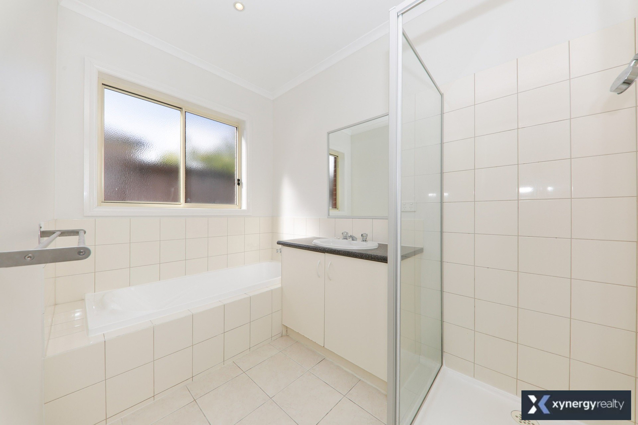 4-bedroom house at 43 JAMIESON WAY, Berwick VIC 3806, , Victoria