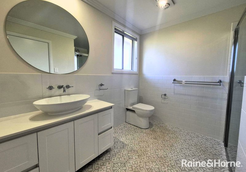 Photo - 43 Jindalee Crescent, Nowra NSW 2541 - Image 7