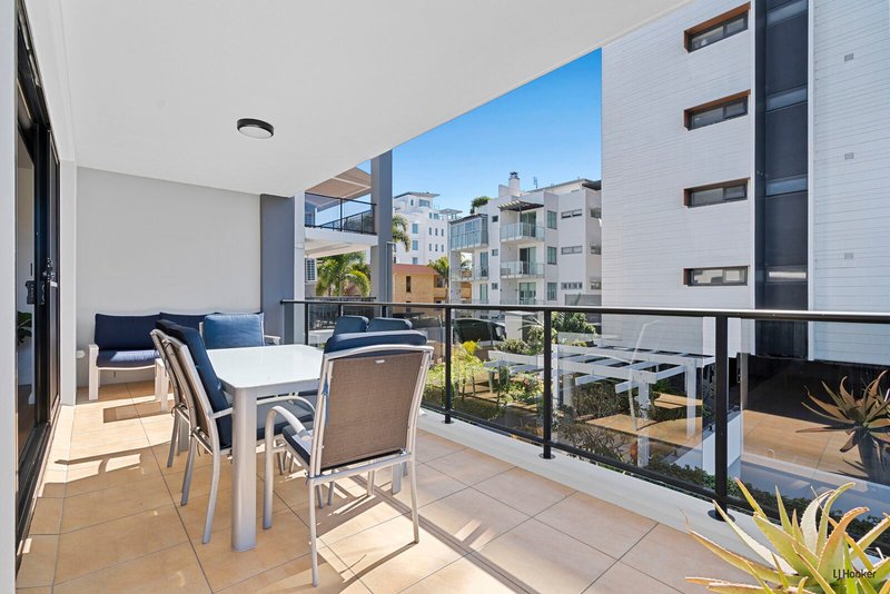 Photo - 4/3 Johnston Street, Bilinga QLD 4225 - Image 7