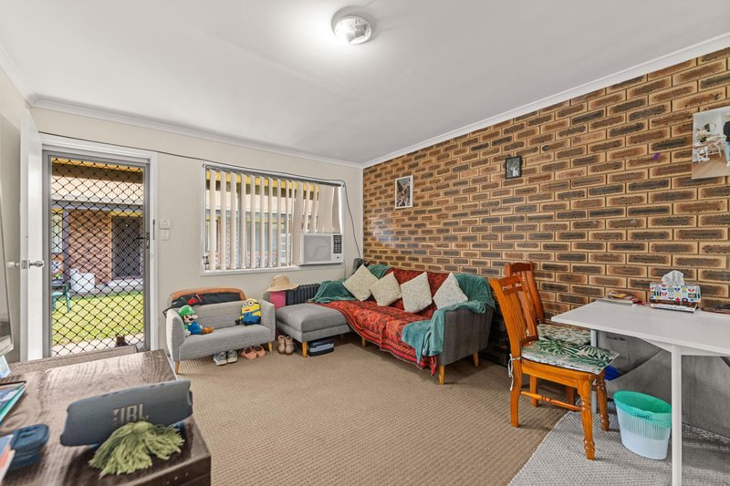 Photo - 4/3 Juniper Court, Beenleigh QLD 4207 - Image 2