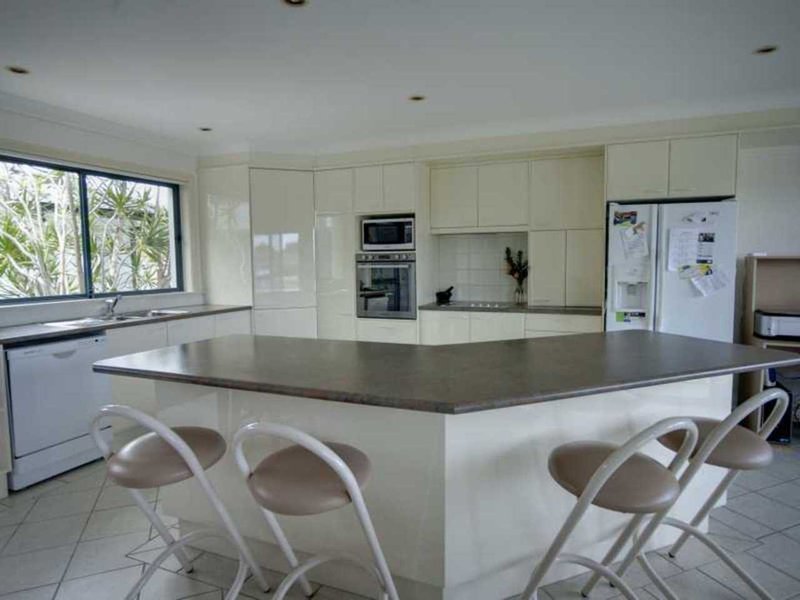 Photo - 43 Kenrose Street, Forster NSW 2428 - Image 2