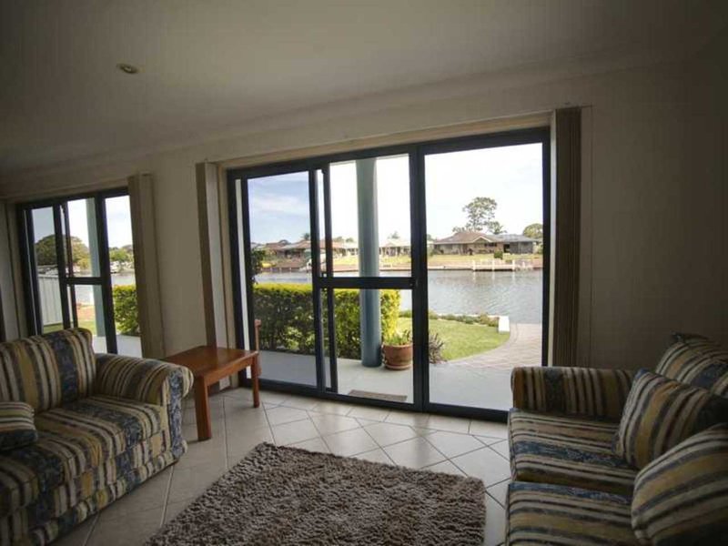 Photo - 43 Kenrose Street, Forster NSW 2428 - Image 5