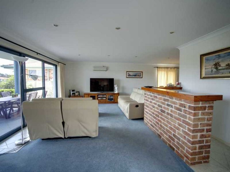 Photo - 43 Kenrose Street, Forster NSW 2428 - Image 18