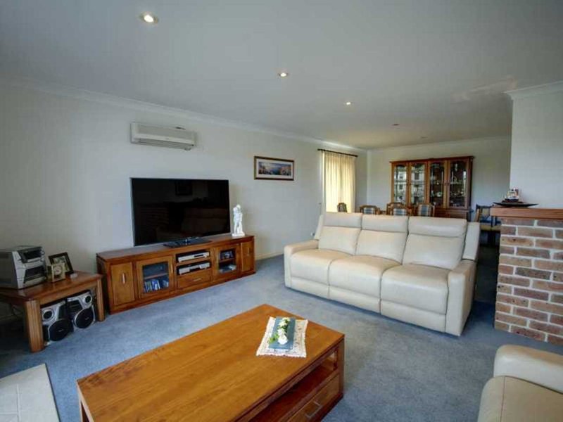 Photo - 43 Kenrose Street, Forster NSW 2428 - Image 19