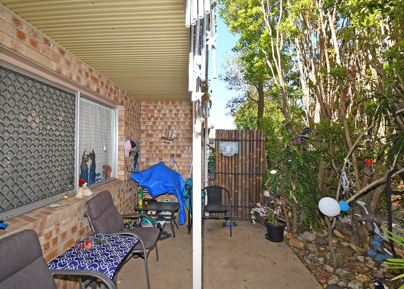 Photo - 4/3 King Street, Urangan QLD 4655 - Image 17