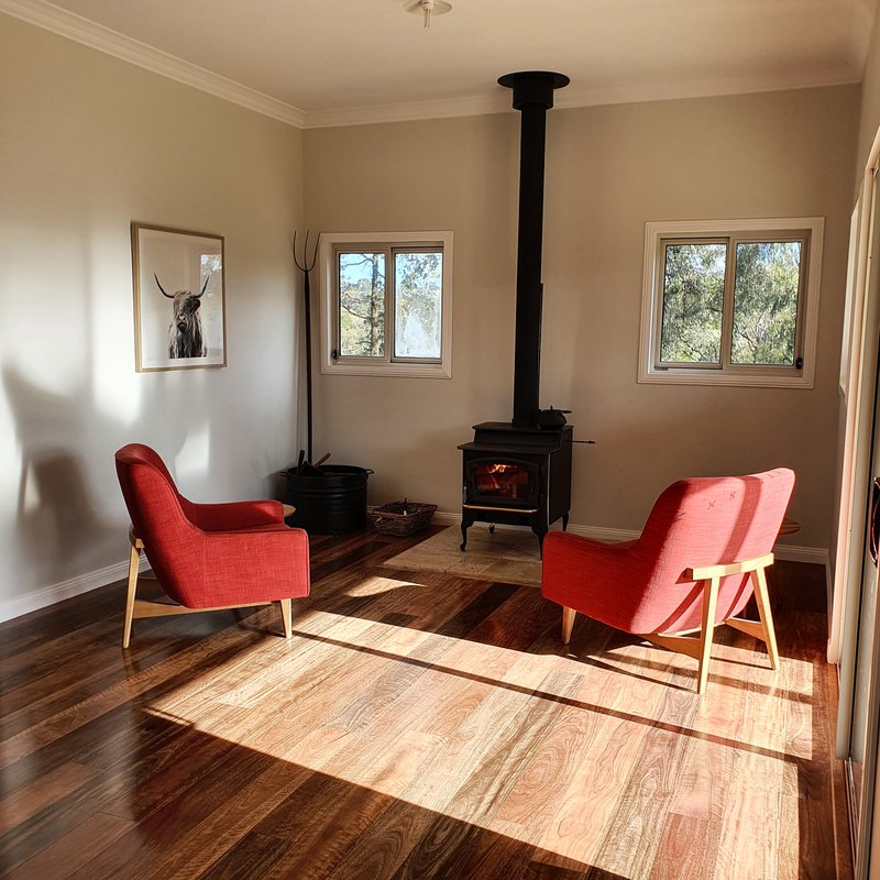 Photo - 43 Kingfield Road, Woodstock NSW 2793 - Image 2