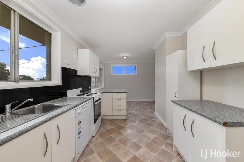 Photo - 43 Kinsella Street, Higgins ACT 2615 - Image 4