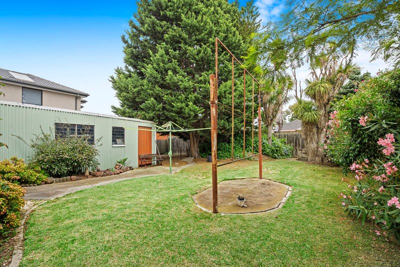 Photo - 43 Kionga Street, Clayton VIC 3168 - Image 5