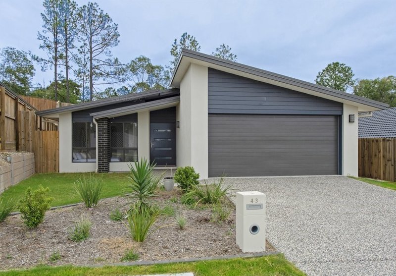 43 Kookaburra Circuit, Maudsland QLD 4210