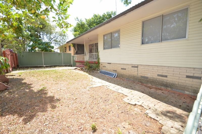 Photo - 43 Kumbari Avenue, Southport QLD 4215 - Image 4