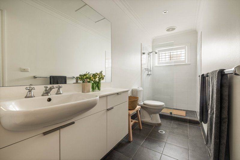 Photo - 43 Lamrock Avenue, Bondi Beach NSW 2026 - Image 10