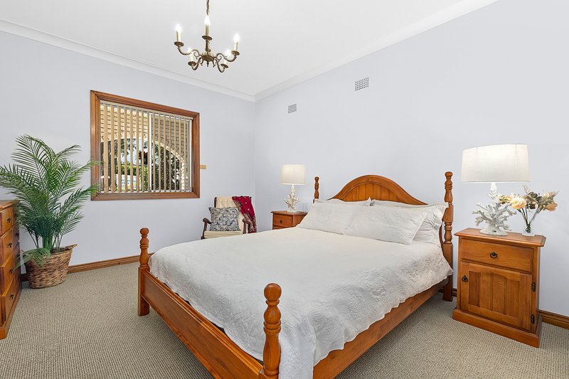 Photo - 43 Lewis Street, Dee Why NSW 2099 - Image 6