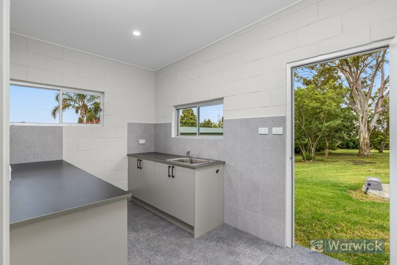 Photo - 43 Little Warner Street, Rosenthal Heights QLD 4370 - Image 11