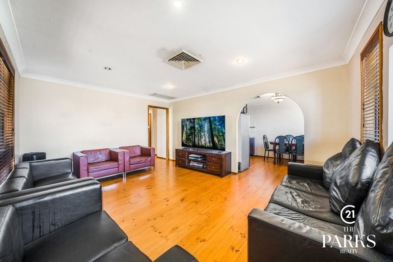 Photo - 43 Locke Street, Wetherill Park NSW 2164 - Image 3