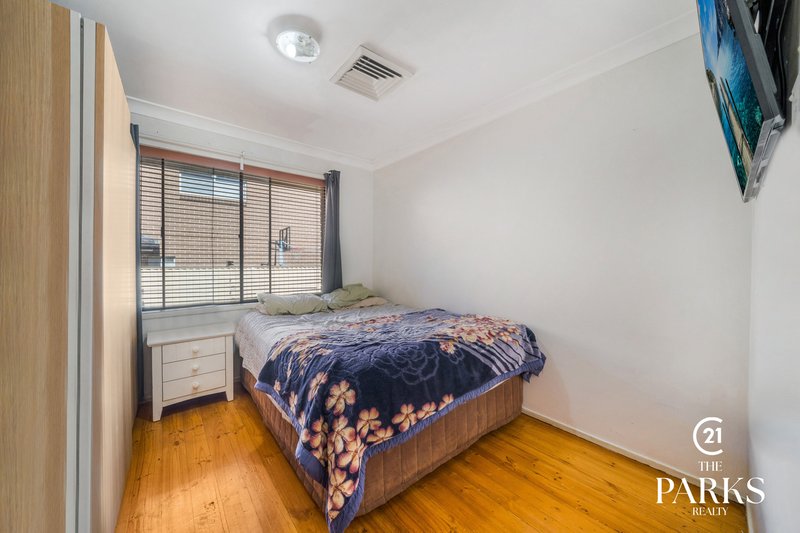 Photo - 43 Locke Street, Wetherill Park NSW 2164 - Image 7