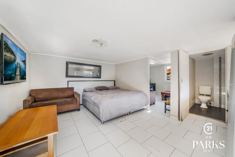 Photo - 43 Locke Street, Wetherill Park NSW 2164 - Image 8