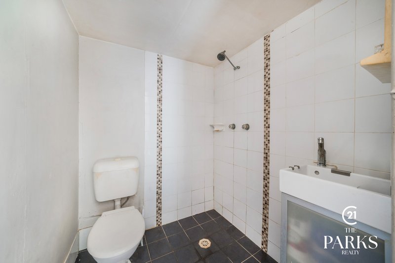 Photo - 43 Locke Street, Wetherill Park NSW 2164 - Image 10