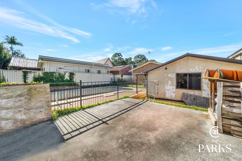 Photo - 43 Locke Street, Wetherill Park NSW 2164 - Image 13