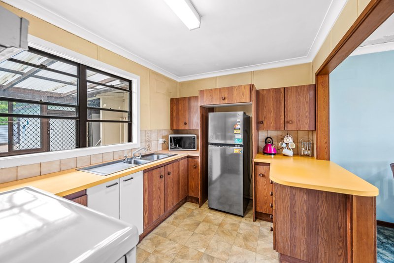 Photo - 43 Mahogany Crescent, Gateshead NSW 2290 - Image 5