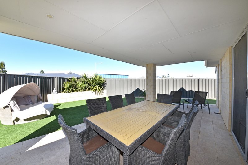 Photo - 43 Marginella Boulevard, Jindalee WA 6036 - Image 24