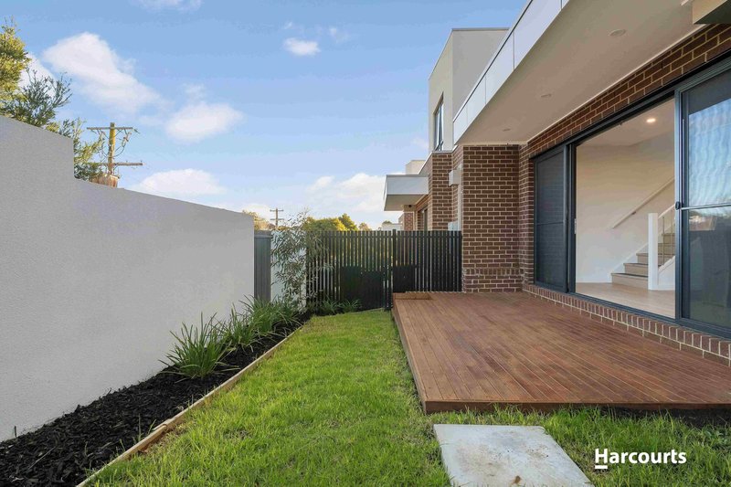 Photo - 43 Margot Street, Chadstone VIC 3148 - Image 9