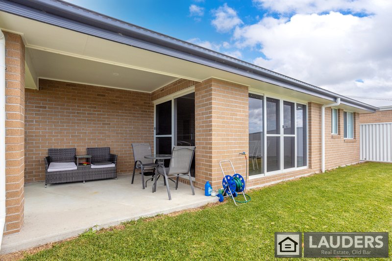 Photo - 43 Marra Drive, Old Bar NSW 2430 - Image 16