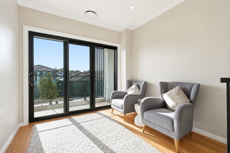 Photo - 43 Mercury Street, Leppington NSW 2179 - Image 12