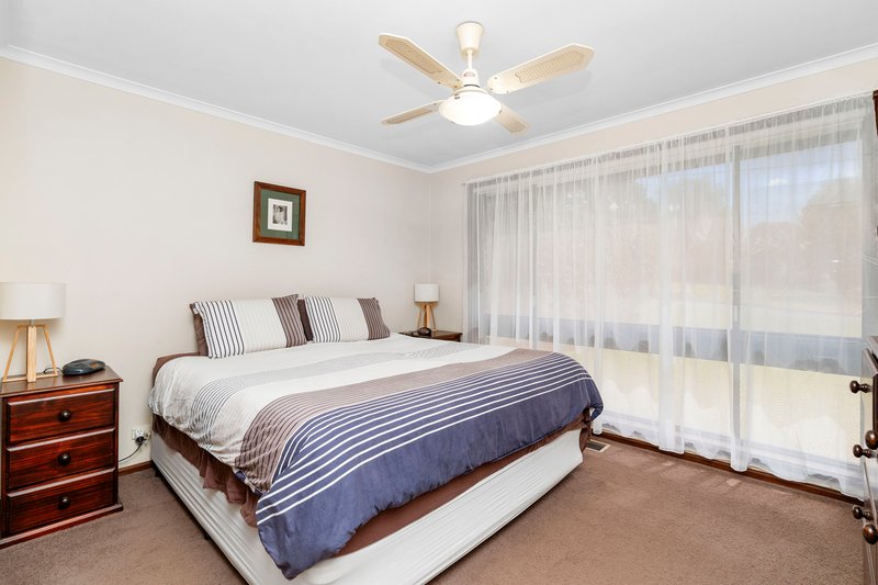 Photo - 43 Merinda Crescent, Kooringal NSW 2650 - Image 12