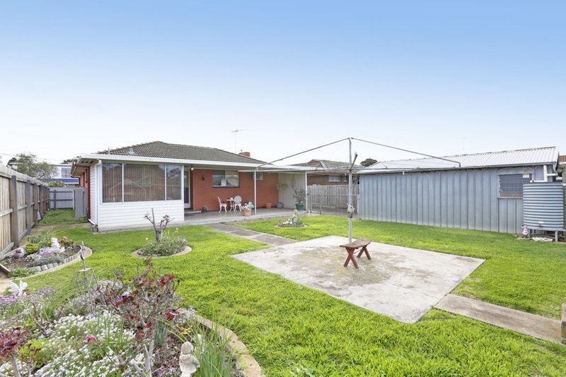 Photo - 43 Merlin Crescent, Corio VIC 3214 - Image 10