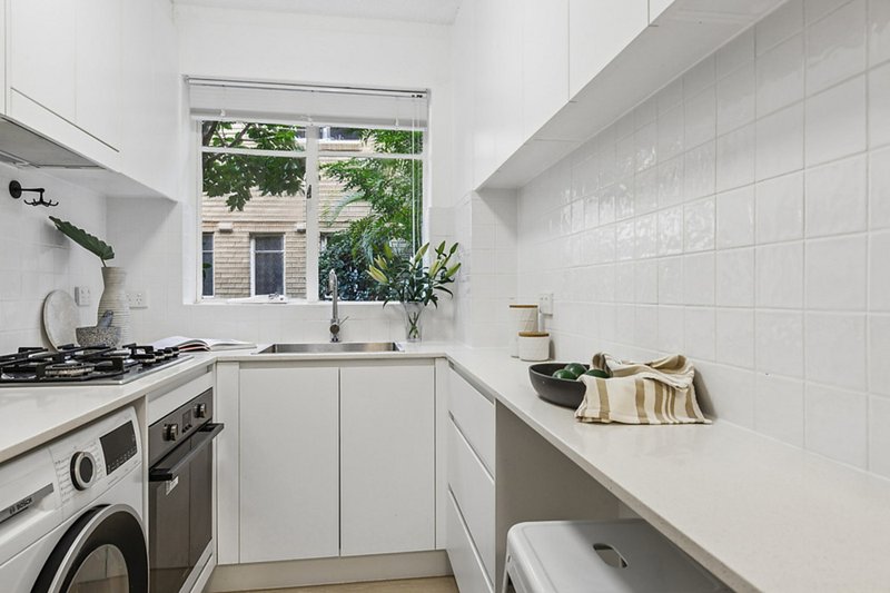 Photo - 4/3 Millett Road, Mosman NSW 2088 - Image 3