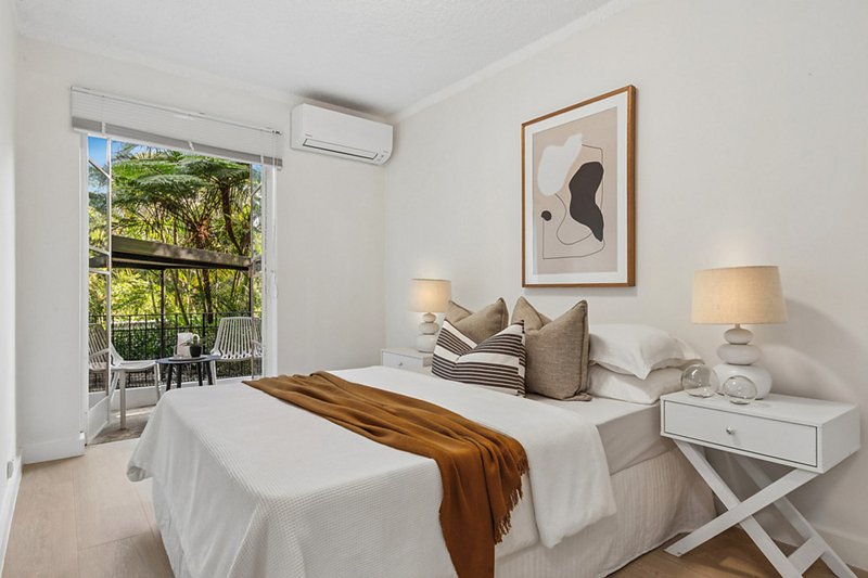 Photo - 4/3 Millett Road, Mosman NSW 2088 - Image 5
