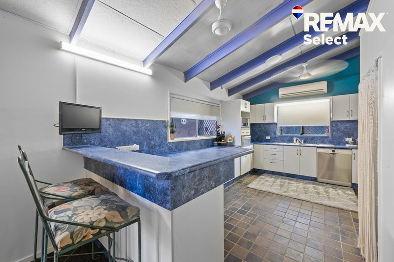 Photo - 43 Milne , West Mackay QLD 4740 - Image 8
