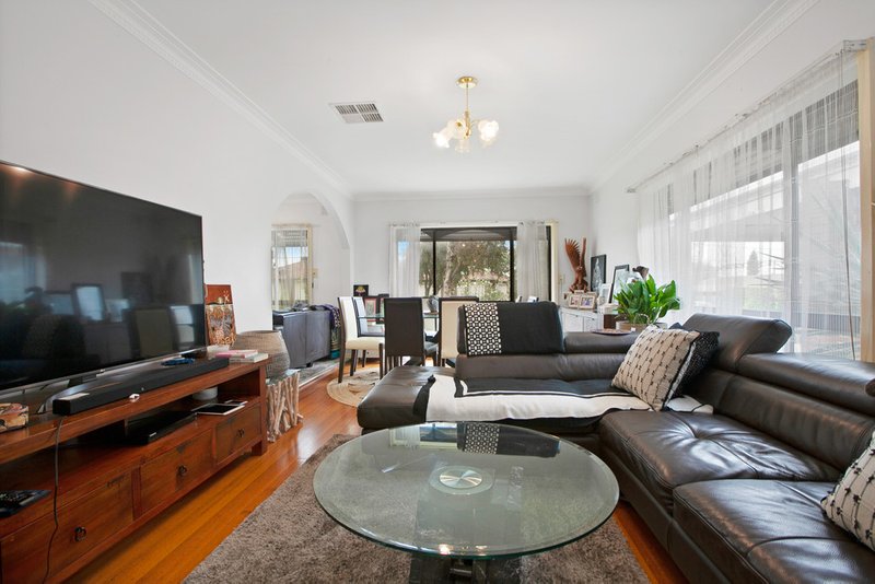 Photo - 43 Moira Avenue, Reservoir VIC 3073 - Image 2