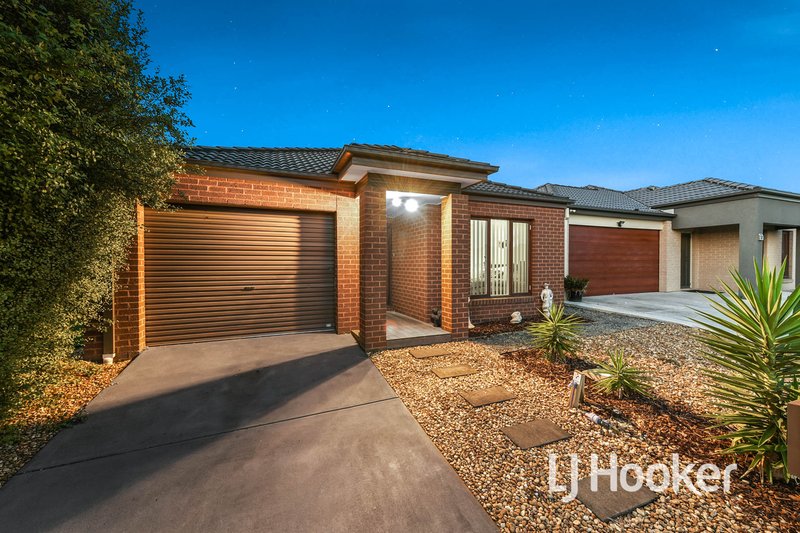 Photo - 43 Moore Mews, Pakenham VIC 3810 - Image 13