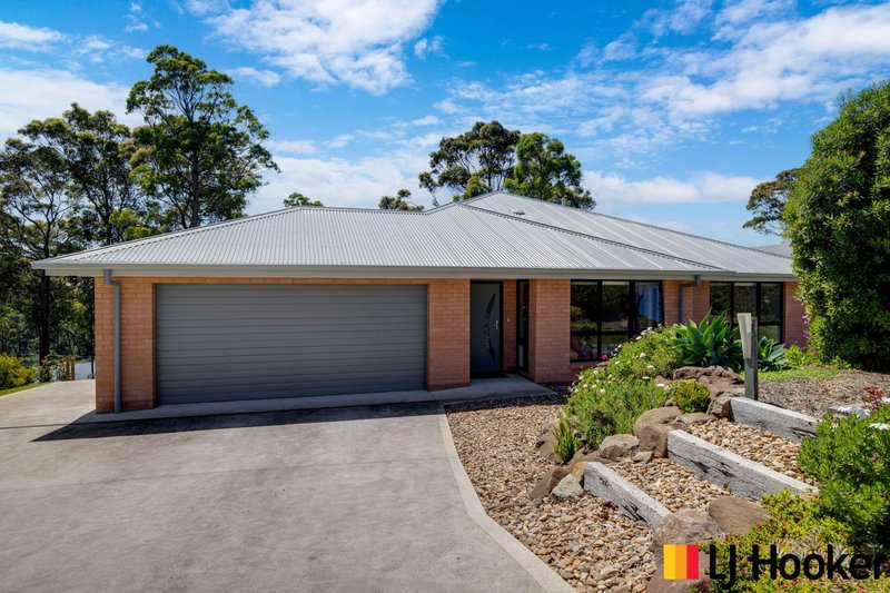 Photo - 43 Moorong Crescent, Malua Bay NSW 2536 - Image 2