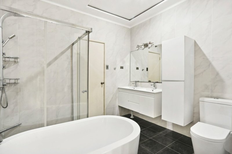 Photo - 43 Nicholson Street, Burwood NSW 2134 - Image 7