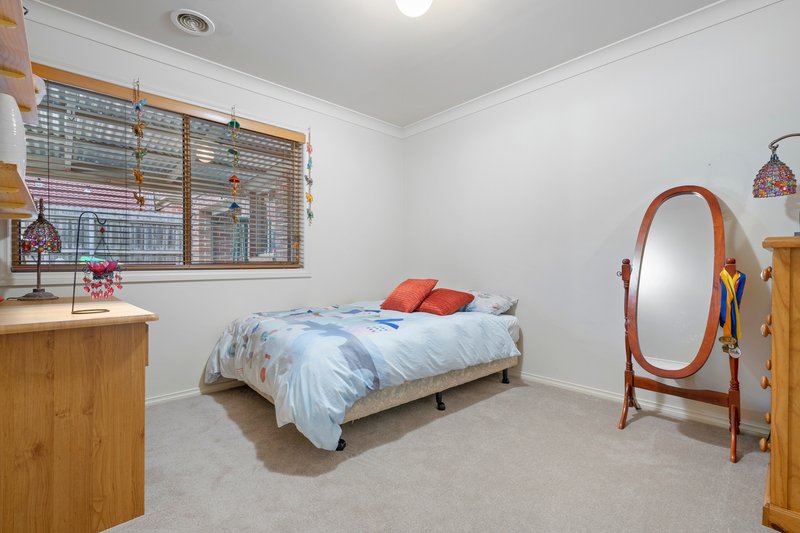 Photo - 43 Oakbank Boulevard, Whittlesea VIC 3757 - Image 7